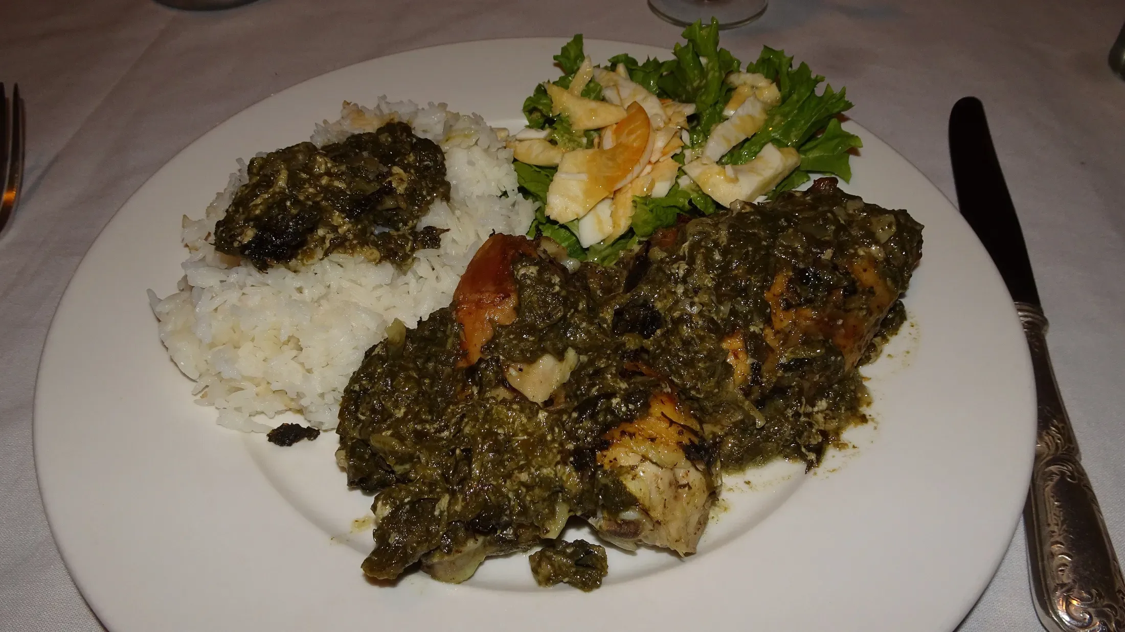 Chicken and Taro Leaves, Fiafia Hotel