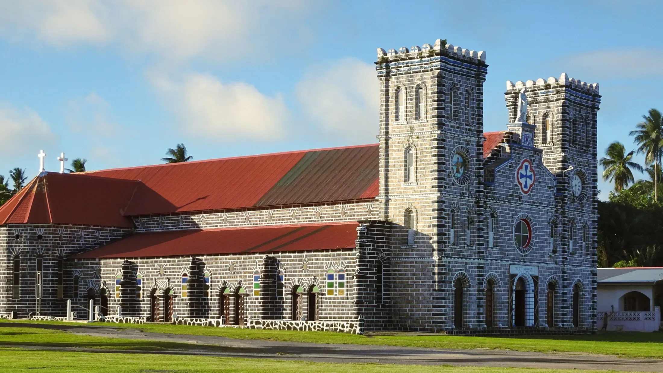 Mata-Utu Cathedral, Side View